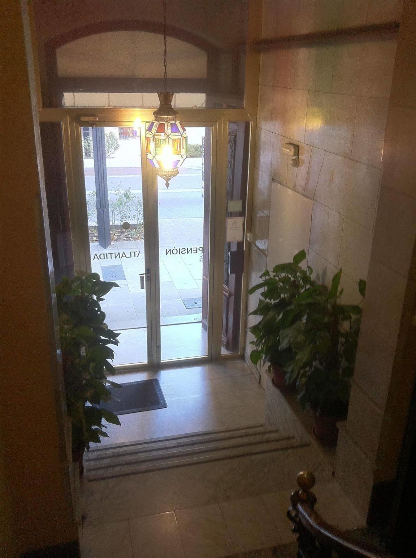 Pension Atlantida Granada Exterior foto