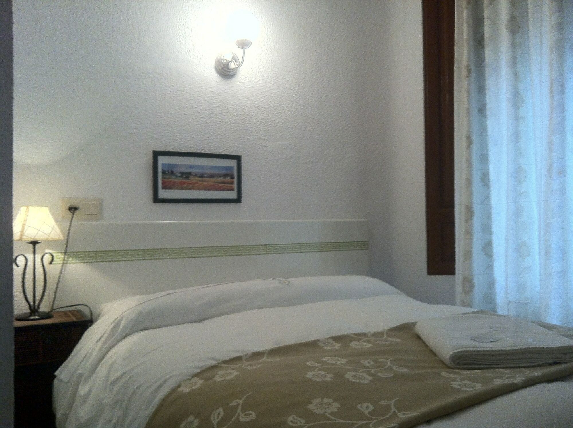 Pension Atlantida Granada Exterior foto
